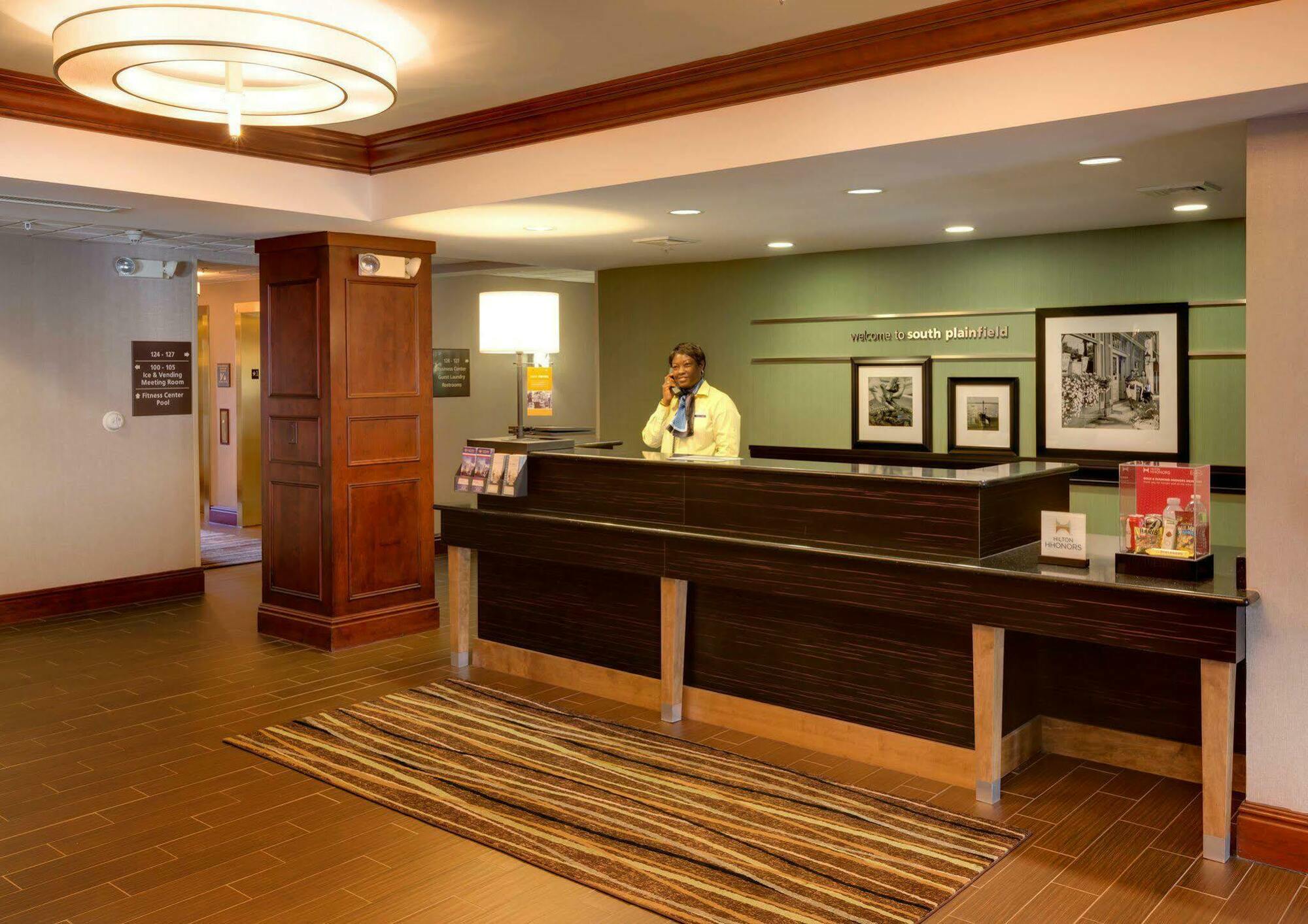 Hampton Inn South Plainfield-Piscataway Zewnętrze zdjęcie