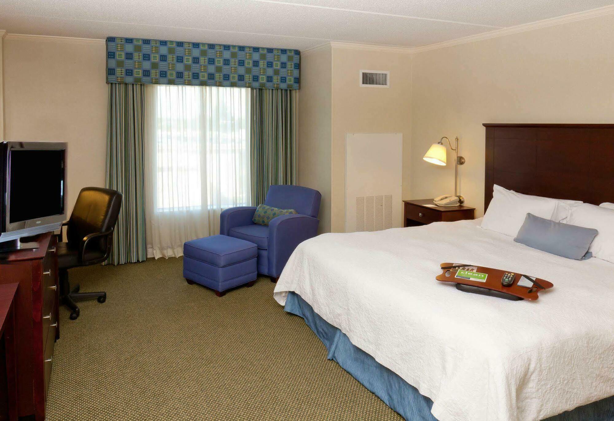 Hampton Inn South Plainfield-Piscataway Zewnętrze zdjęcie